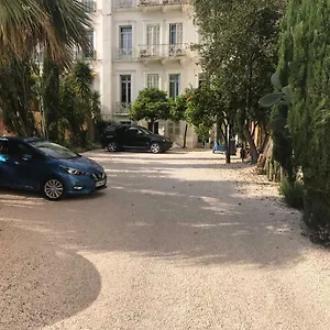 https://aux-iles-dor.fr-provencehotel.com